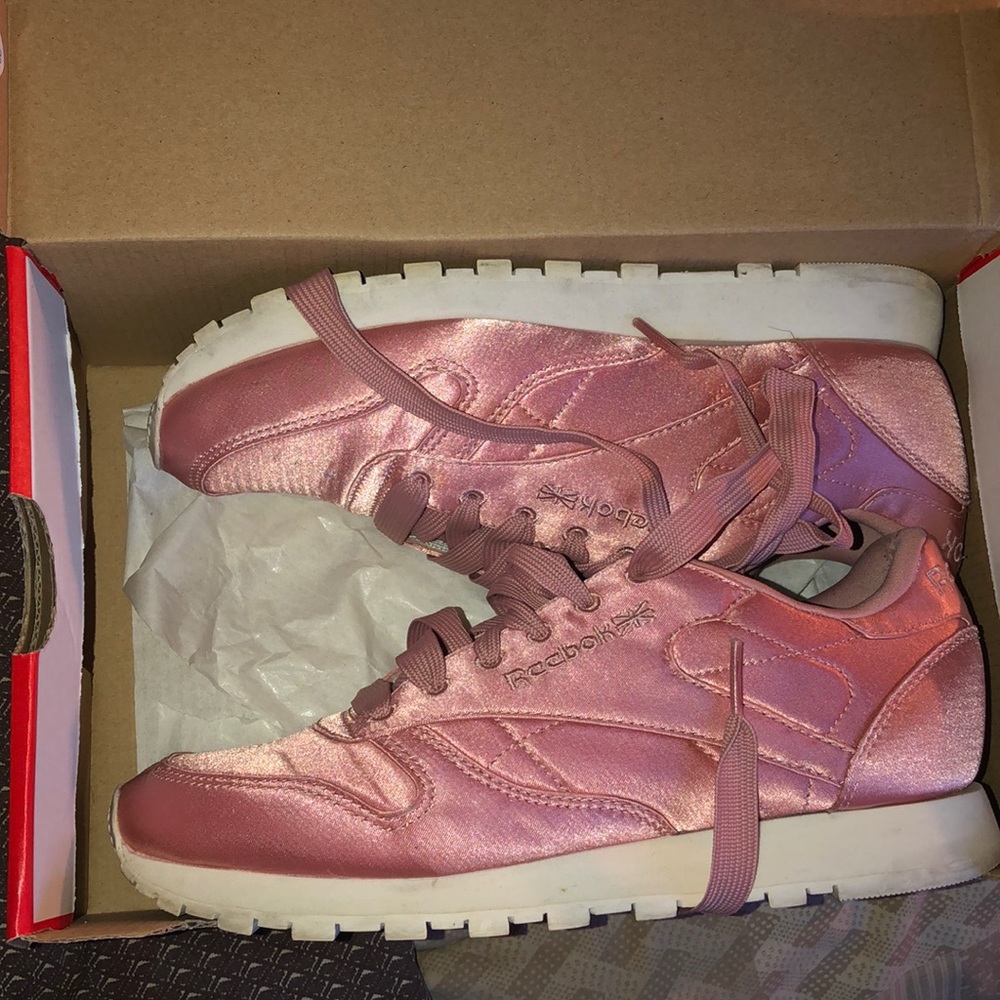 Reebok Satin Classic